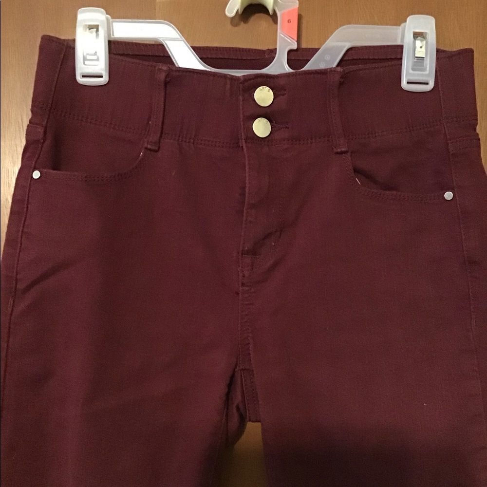 Ladies Apt. 9 Jeans